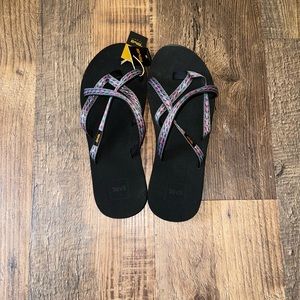 Brand new Tevas
